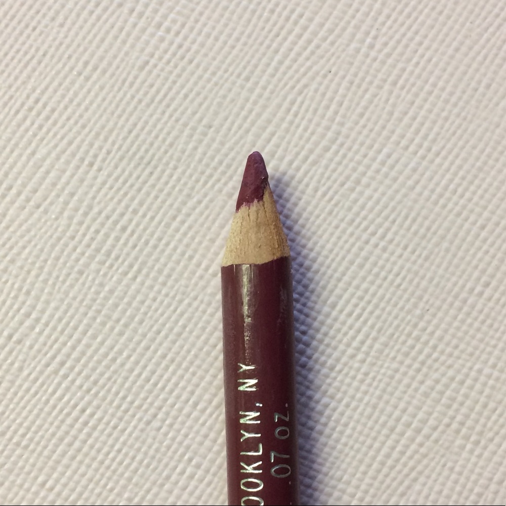 Lip pencil
